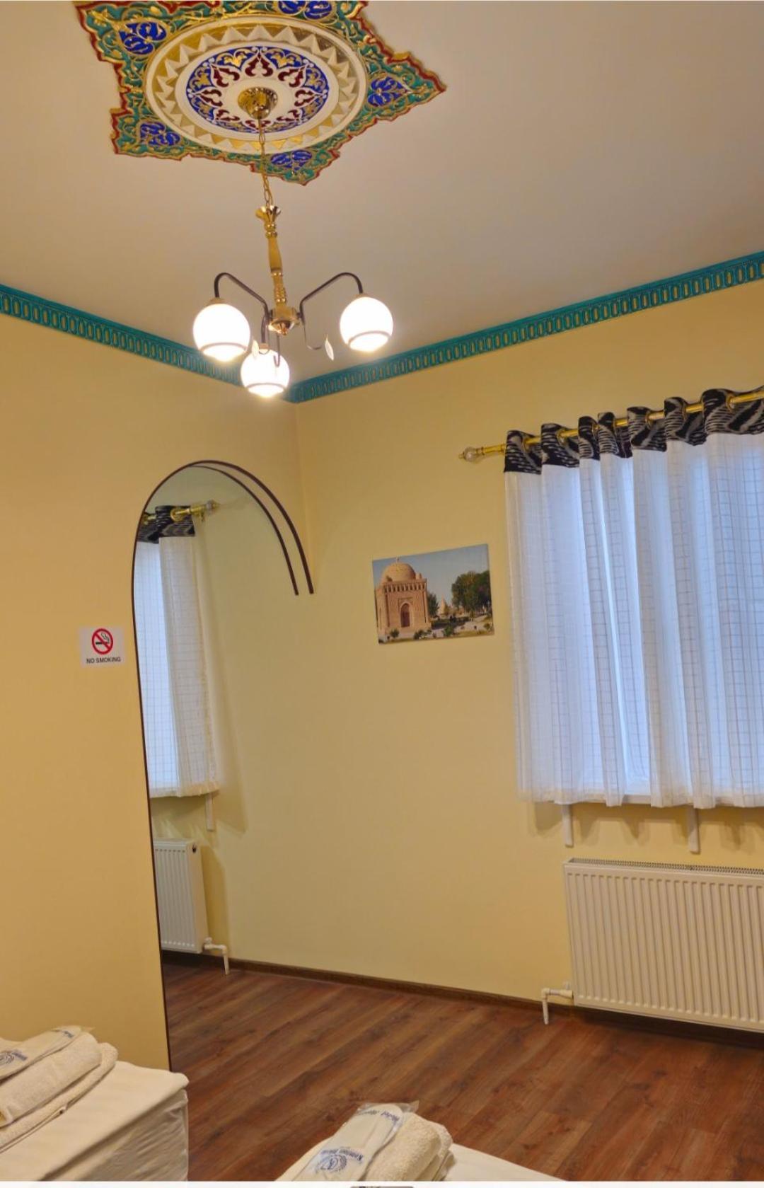 ホテル Eshoni Pir Boutique ブハラ エクステリア 写真